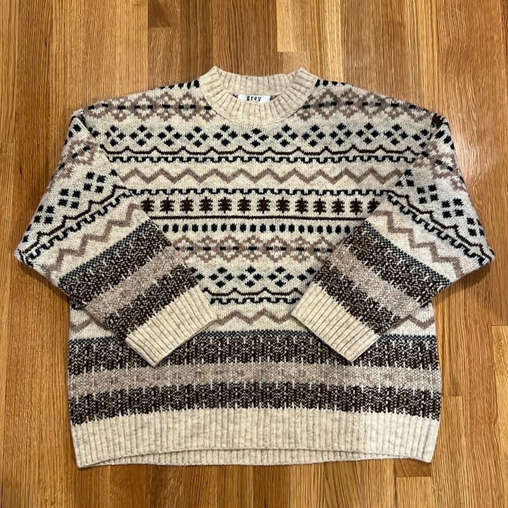 GREY BANDIT SWEATER
